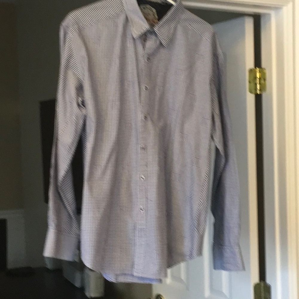 Robert Graham shirt